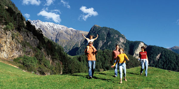 Wandern: 150 km  Wanderwege im Tal und am Berg